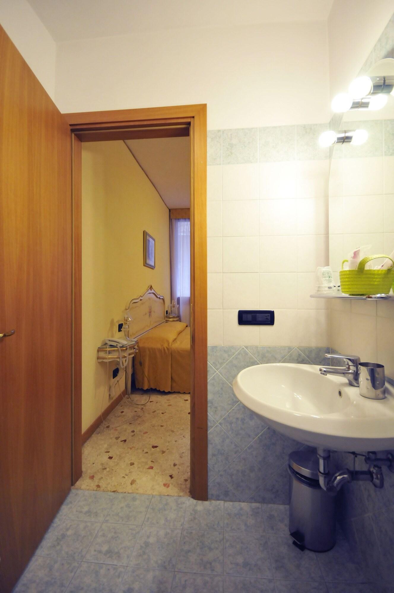 Ca' Leon D'Oro Hotel Венеция Екстериор снимка