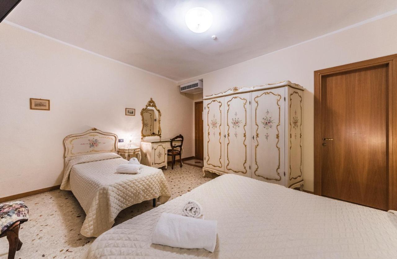 Ca' Leon D'Oro Hotel Венеция Екстериор снимка