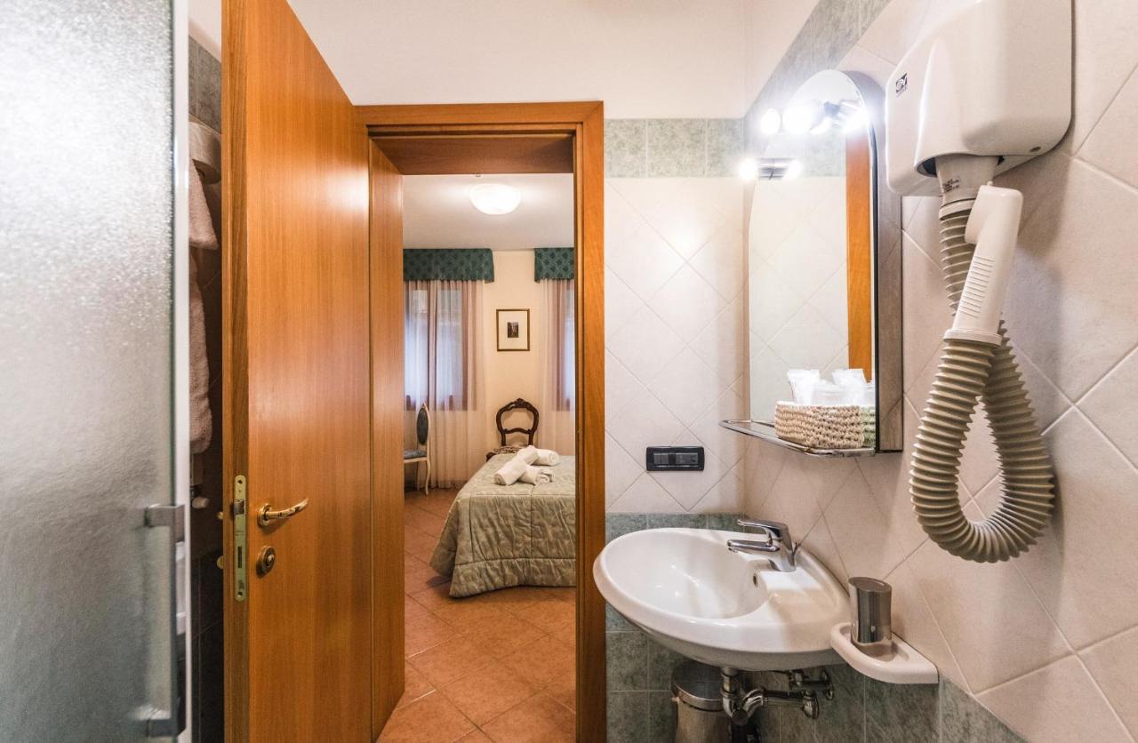 Ca' Leon D'Oro Hotel Венеция Екстериор снимка