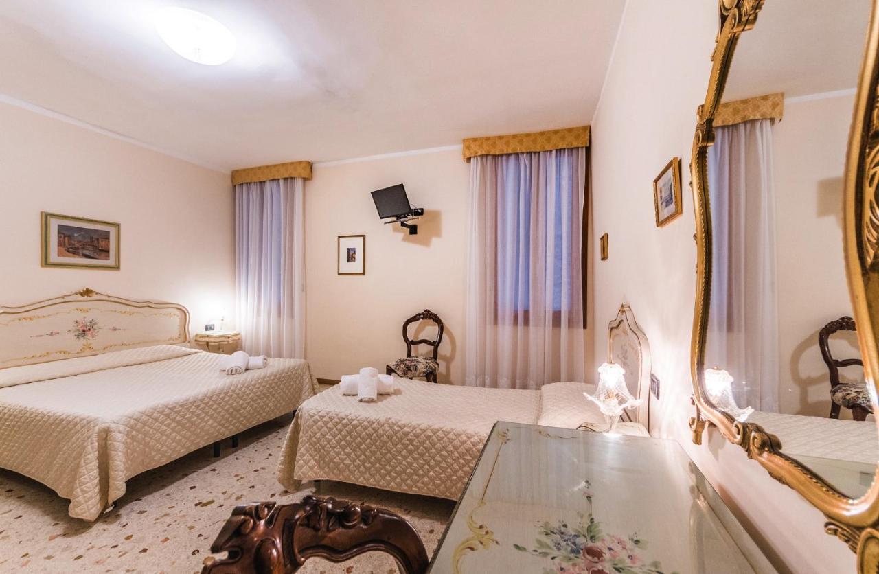 Ca' Leon D'Oro Hotel Венеция Екстериор снимка